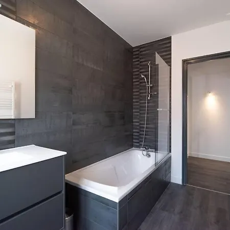 Ferienhaus Magnifique Maison Moderne, Authentique & Equipee