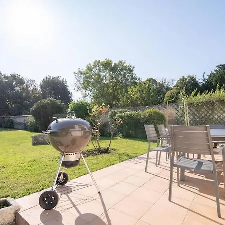Magnifique Maison Moderne, Authentique & Equipee